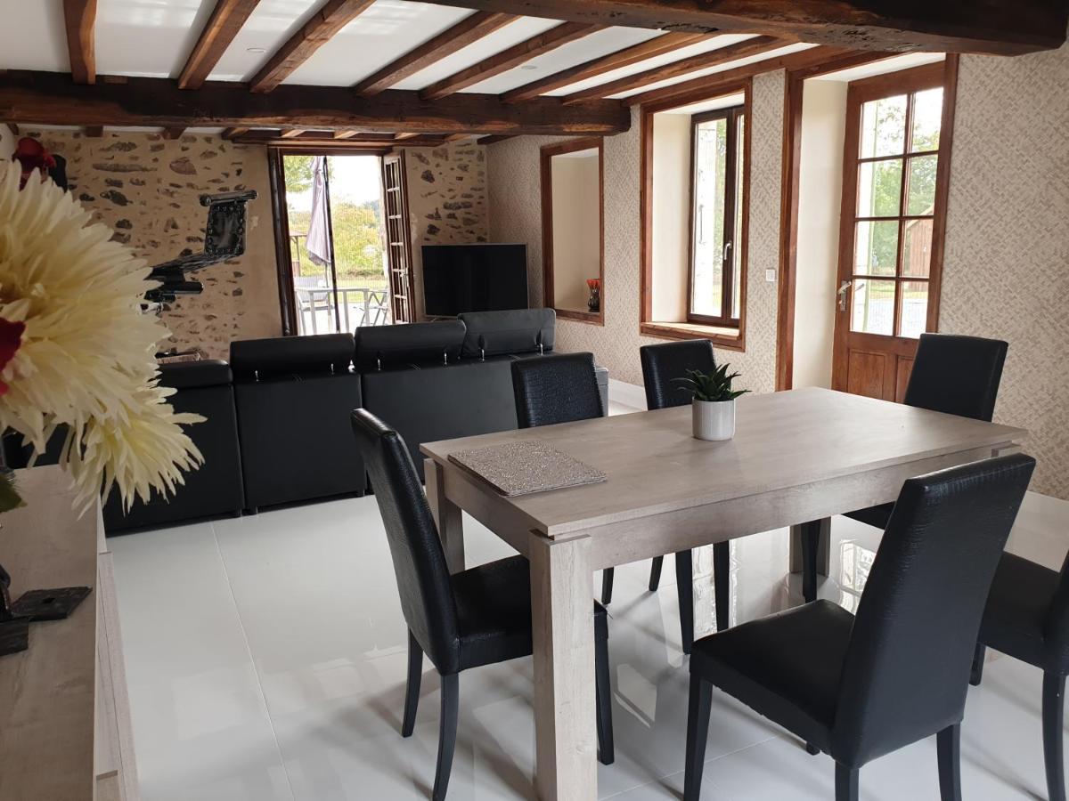 La Maison Du Lac Lavaud Saint-Quentin-sur-Charente Buitenkant foto